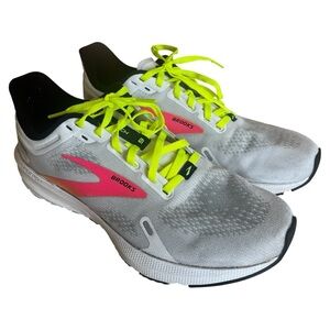 Brooks Launch 9 men's running size 8 D White Pink Nightlife